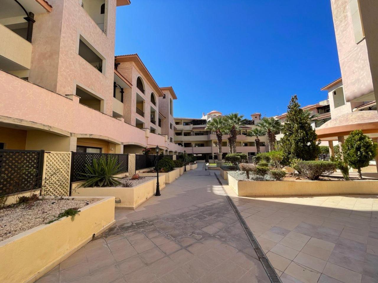 Queens Gardens Pafos Dış mekan fotoğraf
