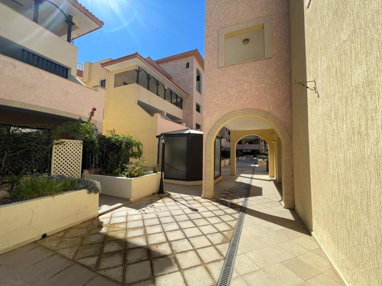Queens Gardens Pafos Dış mekan fotoğraf
